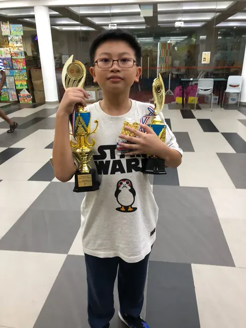 ROYALCHESS student with Coach Tigran